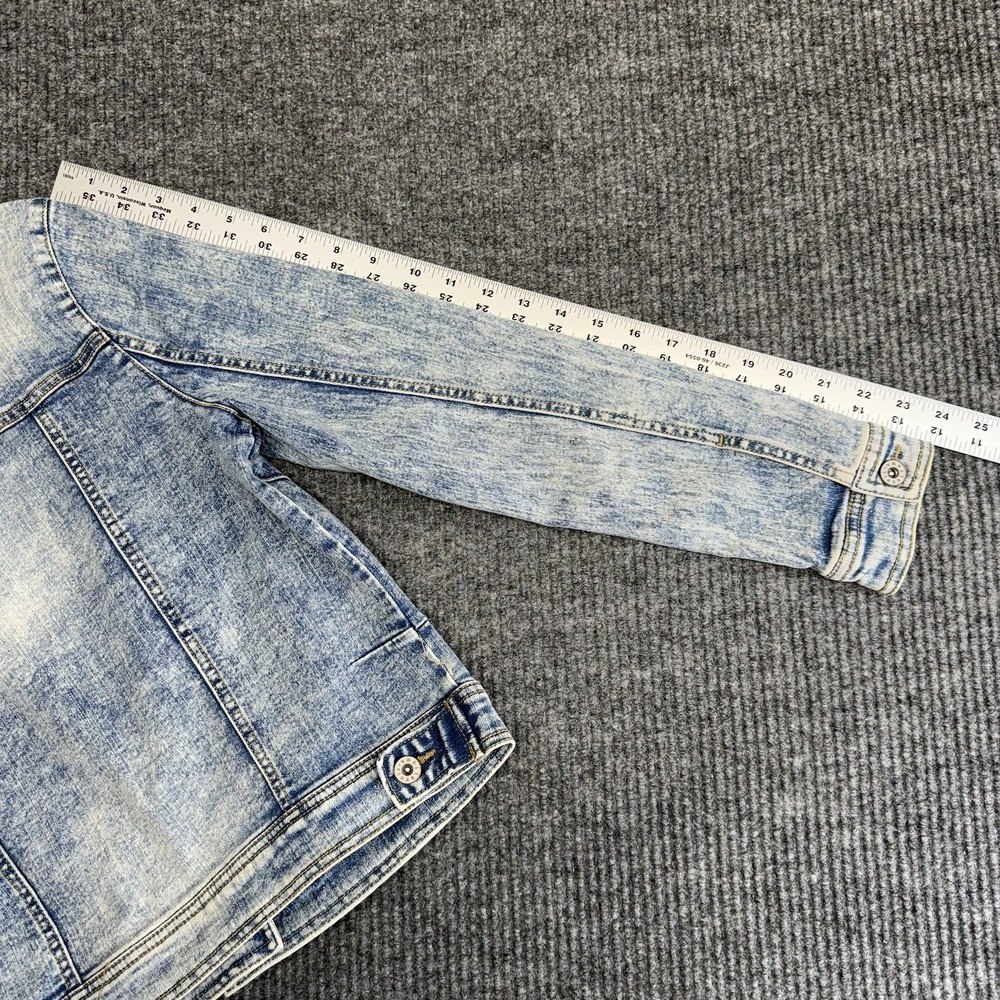 Tinseltown Denim Couture Acid Wash Trucker Jean Jacket Womens Medium Blue Cotton - Picture 9 of 13